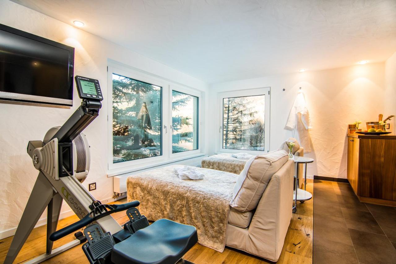 Waldhotel Fletschhorn Panoramic Retreat In Saas Fee Luaran gambar