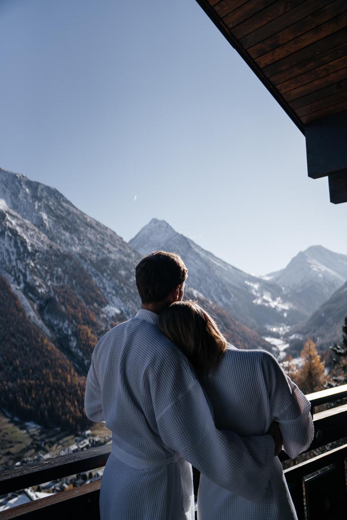 Waldhotel Fletschhorn Panoramic Retreat In Saas Fee Luaran gambar