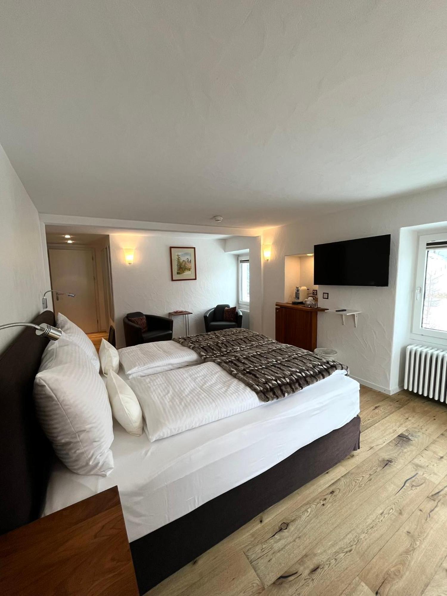 Waldhotel Fletschhorn Panoramic Retreat In Saas Fee Luaran gambar
